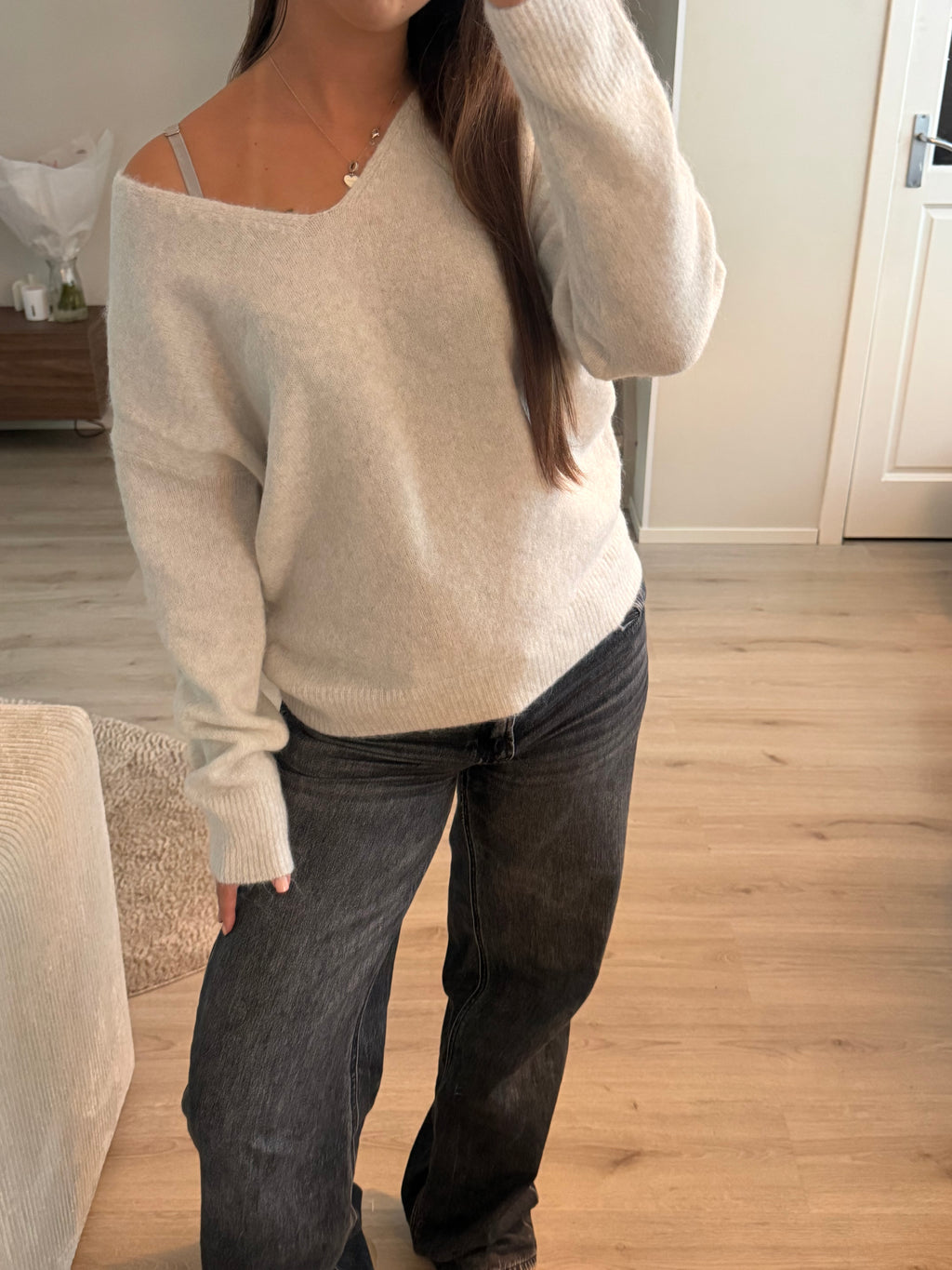 Soft V-Neck trui – Cream