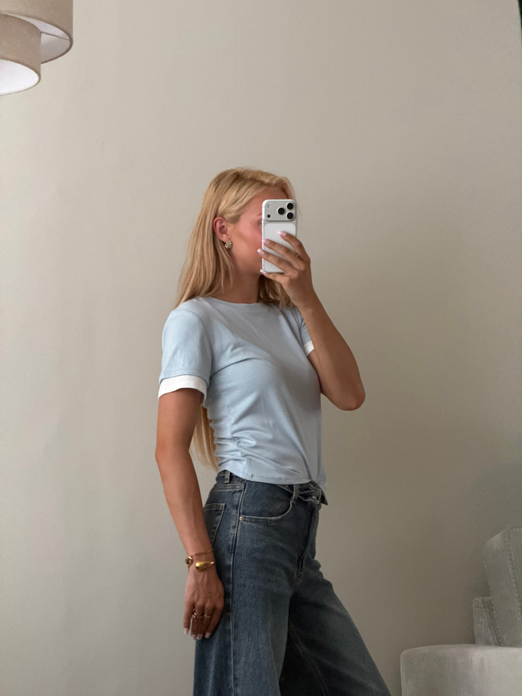 Butter yellow t-shirt