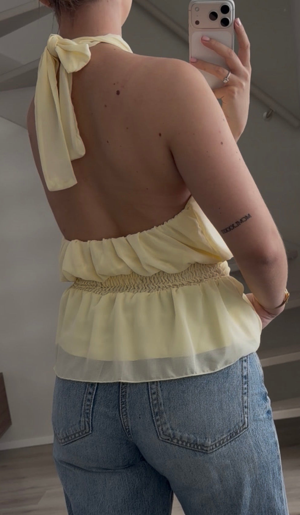 Sofia Halter Top – Geel