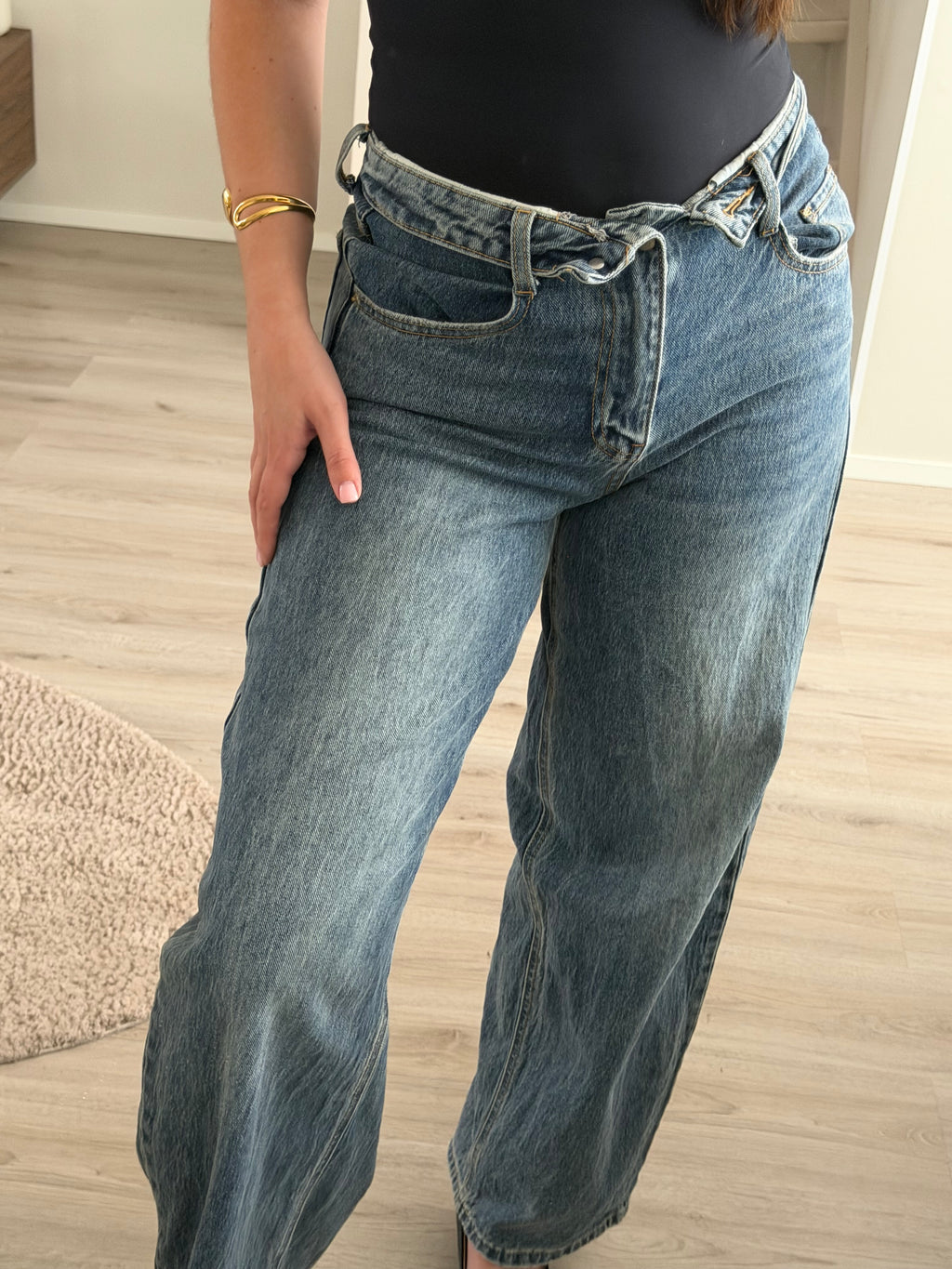 wide leg jeans