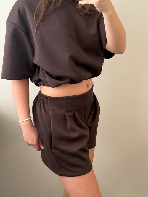 Co-ord Set Brown – Cropped Top & Tailored Short