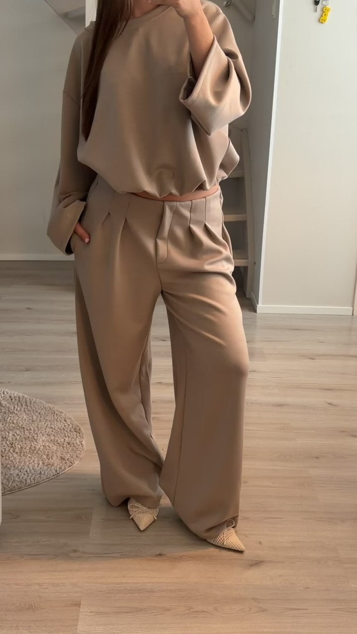 Lounge set taupe